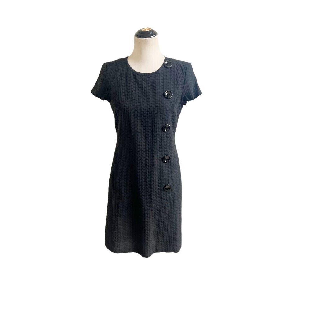 Ann Taylor Textured Black Knee Length Career Dress Big Button Size 4 office